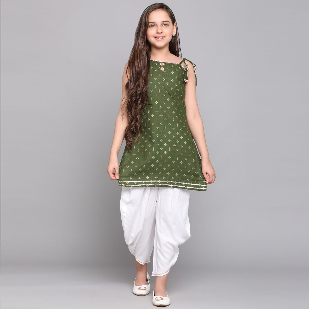 Aakruti 60 Girls Festive Wear  Kurti With Bottom Wholesale Kids Wear Catalog
